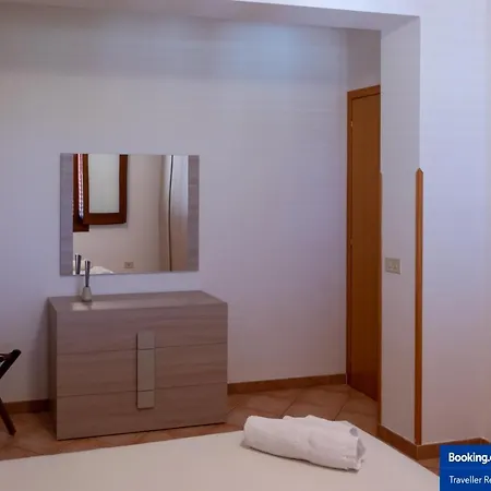 Apartament Marconi 13 *